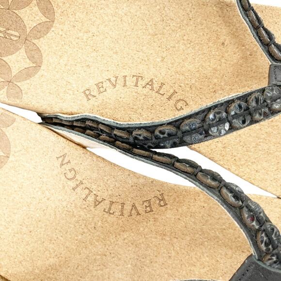 Revitalign Black Flip Flops Sz 9 - Picture 2 of 8